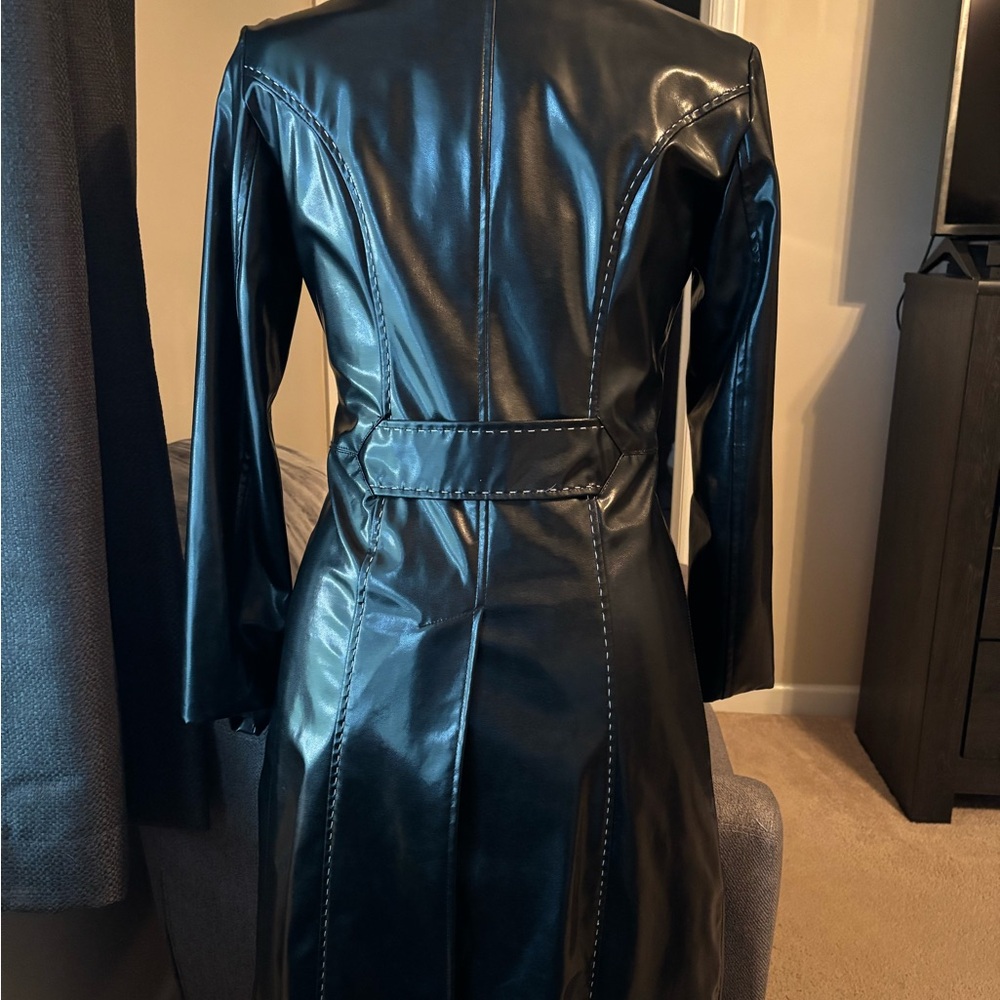 Maria Dionisiou Black Trench Coat with Sleek Finish - Picture 3 of 7